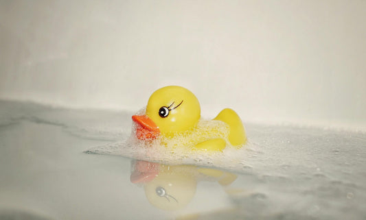 Jouet de bain pour bébé : Sélection sécurisé et amusante pour le bain - Monde à maman