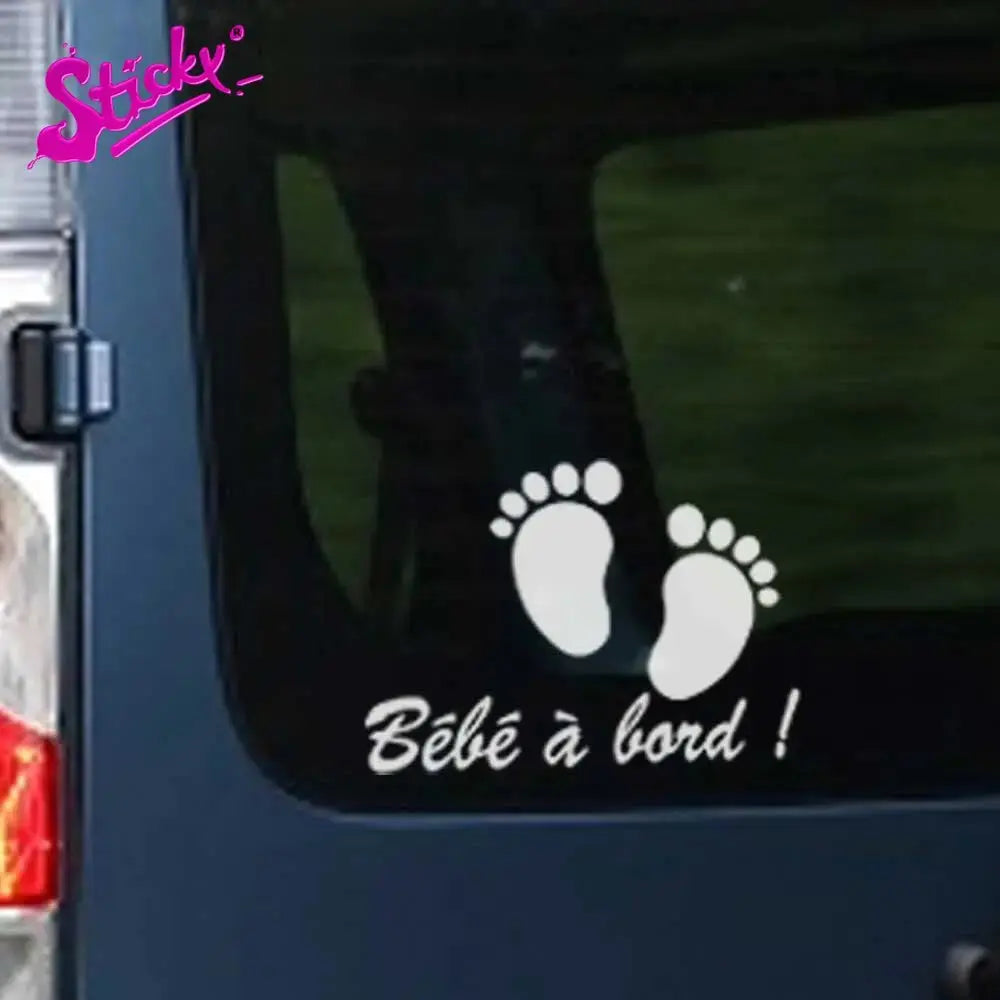 Autocollant-bébé-à-bord-monde-a-maman