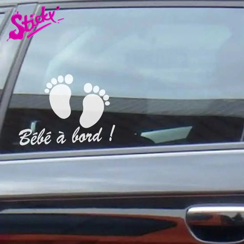 Autocollant-bébé-à-bord-monde-a-maman