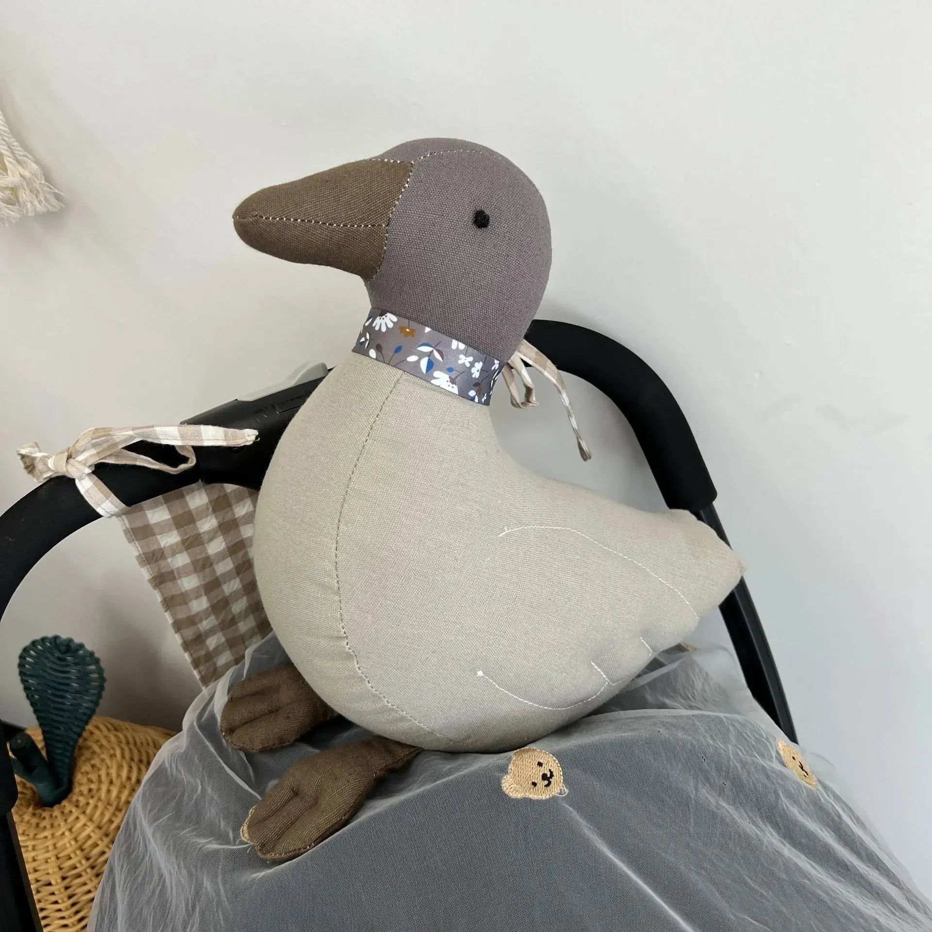 doudou-bébé-canard-monde-a-maman