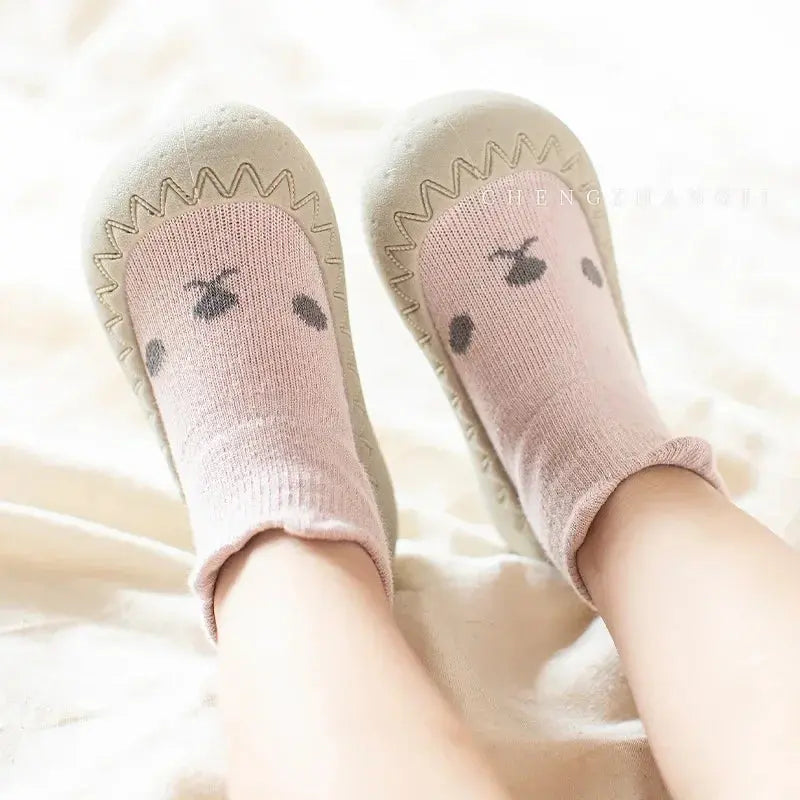 Chaussure pour bébé - Monde à maman