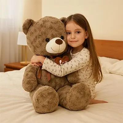 Ours en peluche pour petite fille - Monde à maman