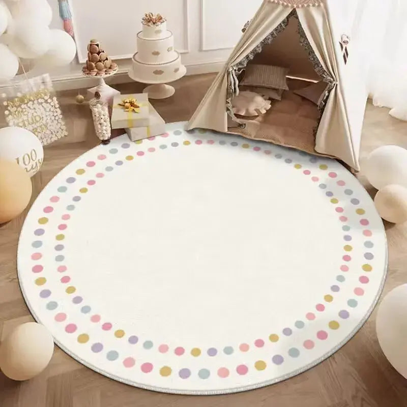 Tapis-de-chambre-bébé-blanc-monde-a-maman