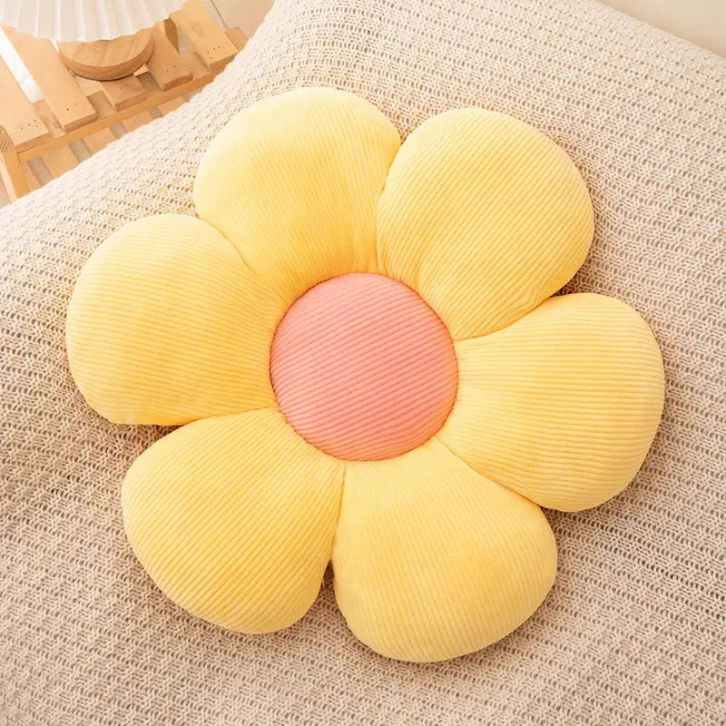 Coussin décoratif chambre bébé - Monde à maman