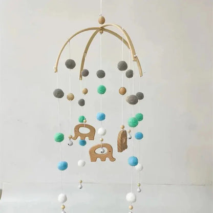 Mobile de lit de bébé Monde à maman