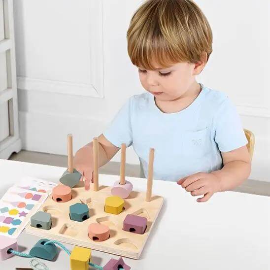 Puzzle en bois pour bébé coloré - Monde à maman