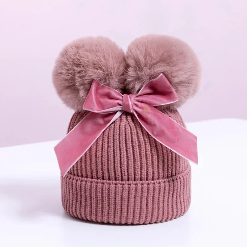 Tuque-à-pompons-rose