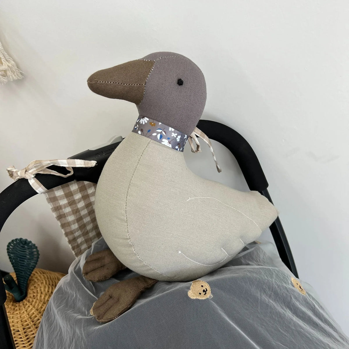 doudou-bébé-canard-monde-a-maman