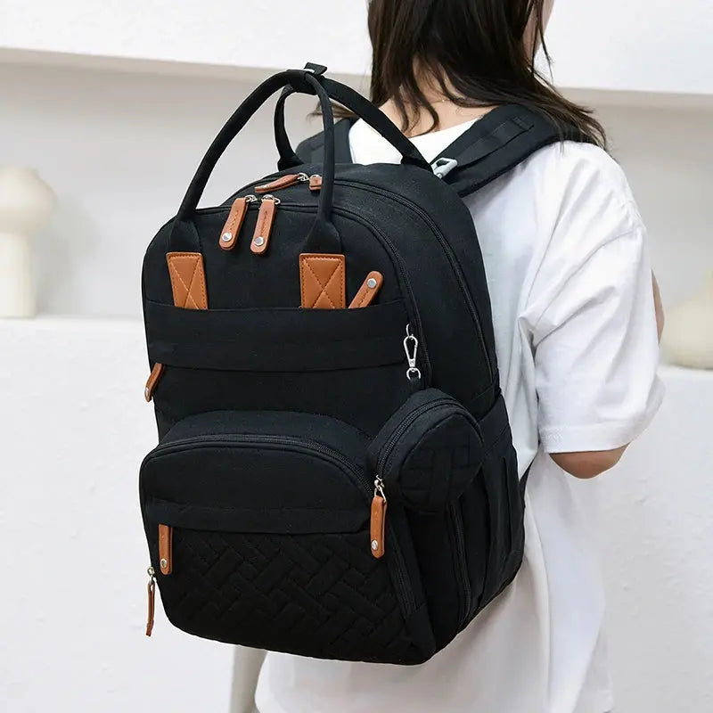Sac-à-langer-noir-monde-a-maman