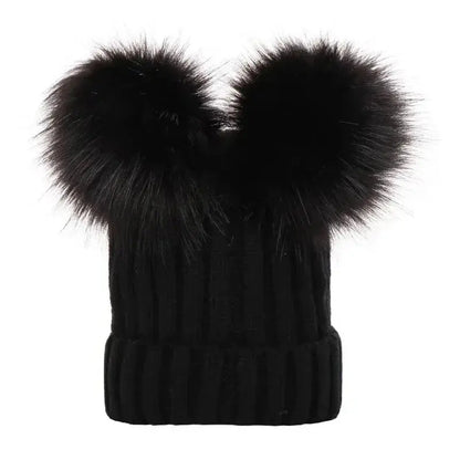 Tuque-a-pompons-bébé-monde-a-maman