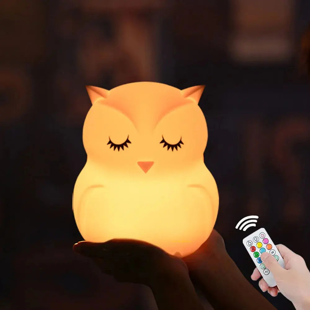 Veilleuse-hibou-jaune-chambre-bébé-monde-a-maman