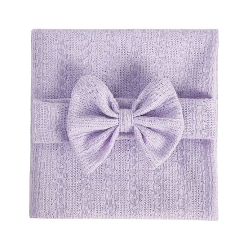 Bandeau-et-couverture-pour-bébé-violet 