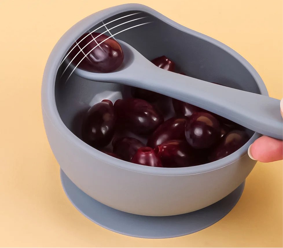 Bol-en-Silicone-pour-bébé-monde-a-maman