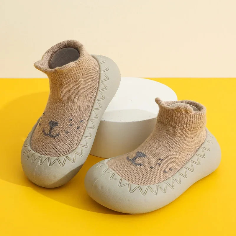 chaussure-bébé-monde-a-maman