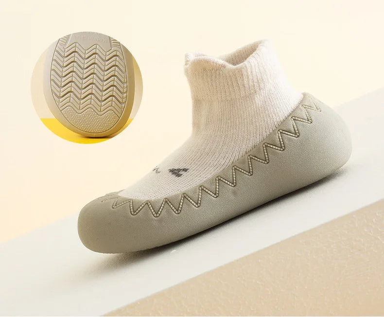 chaussure-bébé-monde-a-maman