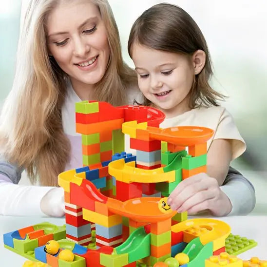 Labyrinthe de construction - Monde à maman