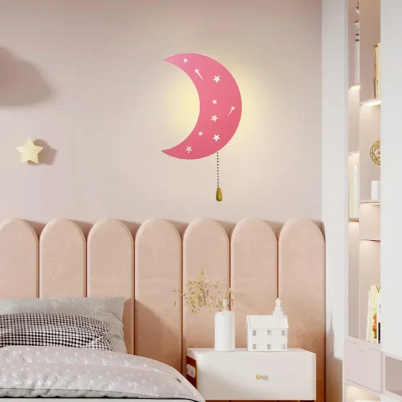 lampe-murale-bébé-lune-rose