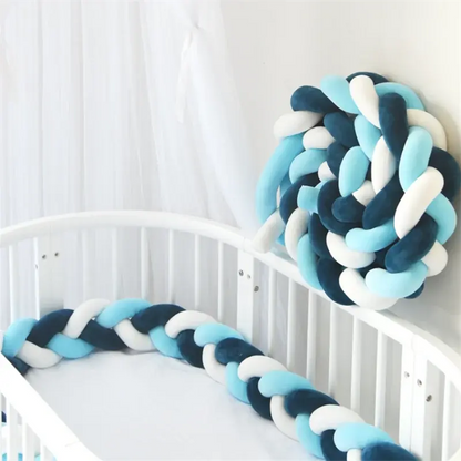 Tour de lit pour bébé