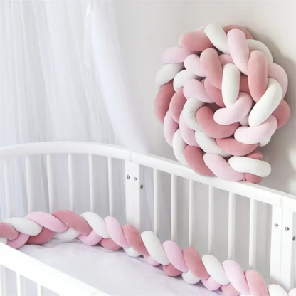 Tour de lit pour bébé