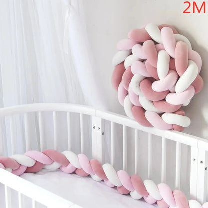 Tour de lit pour bébé