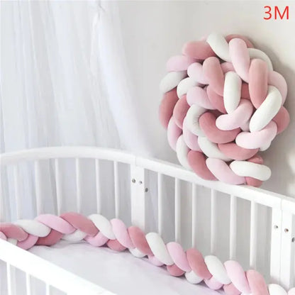 Tour de lit pour bébé