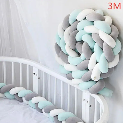 Tour de lit pour bébé